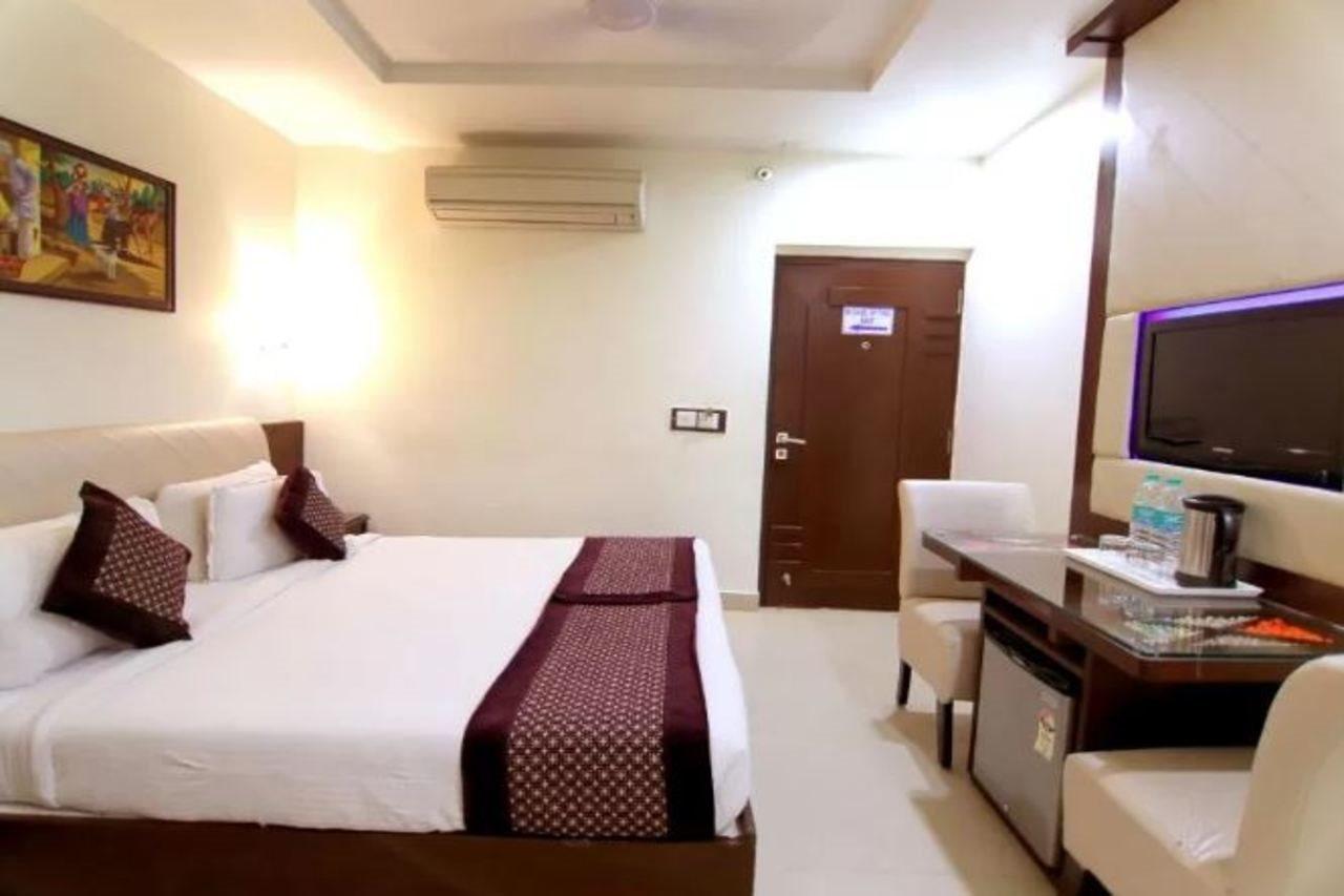 Taj Inn Hotel Agra  Bagian luar foto