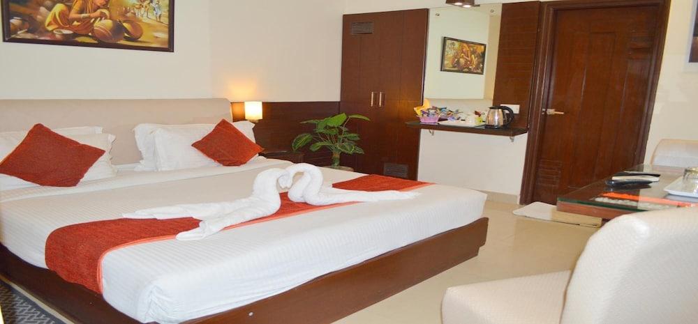 Taj Inn Hotel Agra  Bagian luar foto