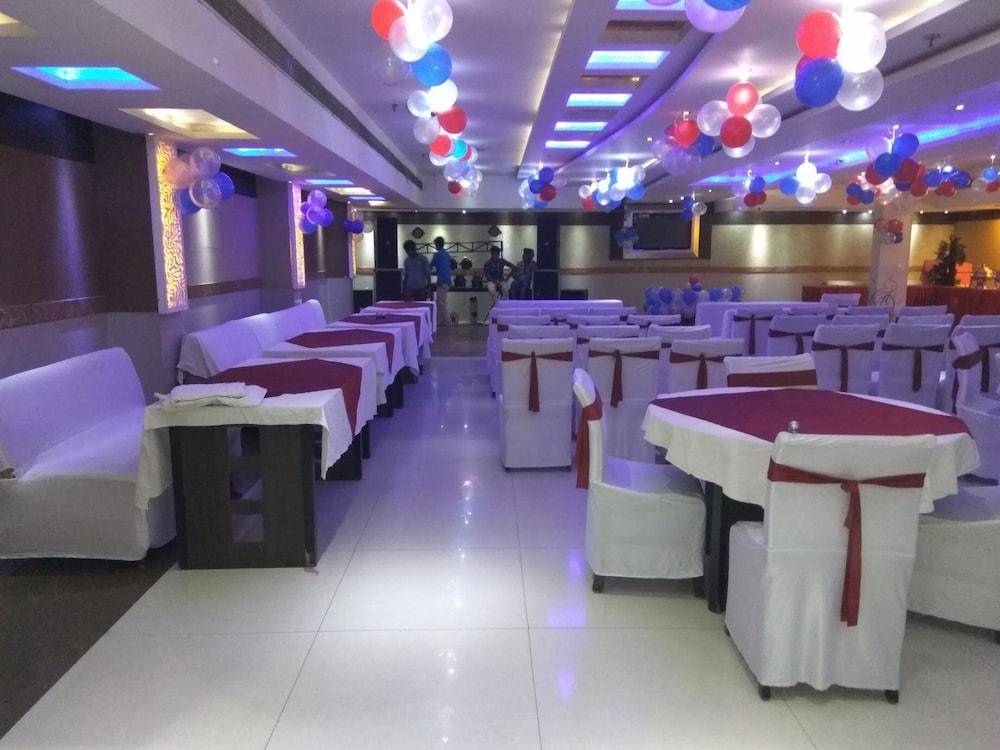 Taj Inn Hotel Agra  Bagian luar foto