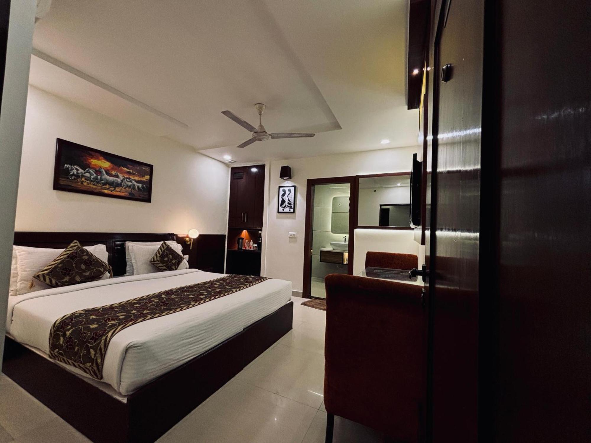 Taj Inn Hotel Agra  Bagian luar foto