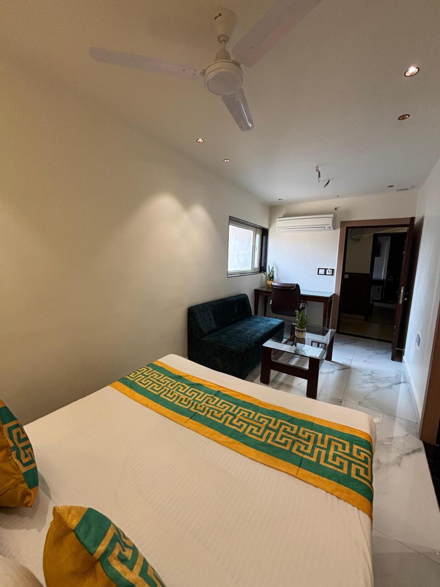 Taj Inn Hotel Agra  Bagian luar foto