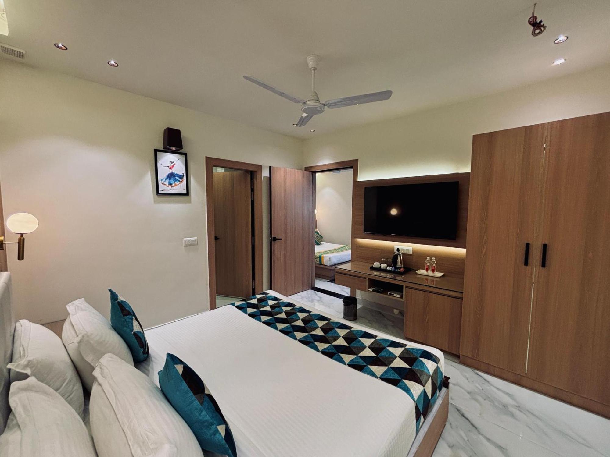 Taj Inn Hotel Agra  Bagian luar foto