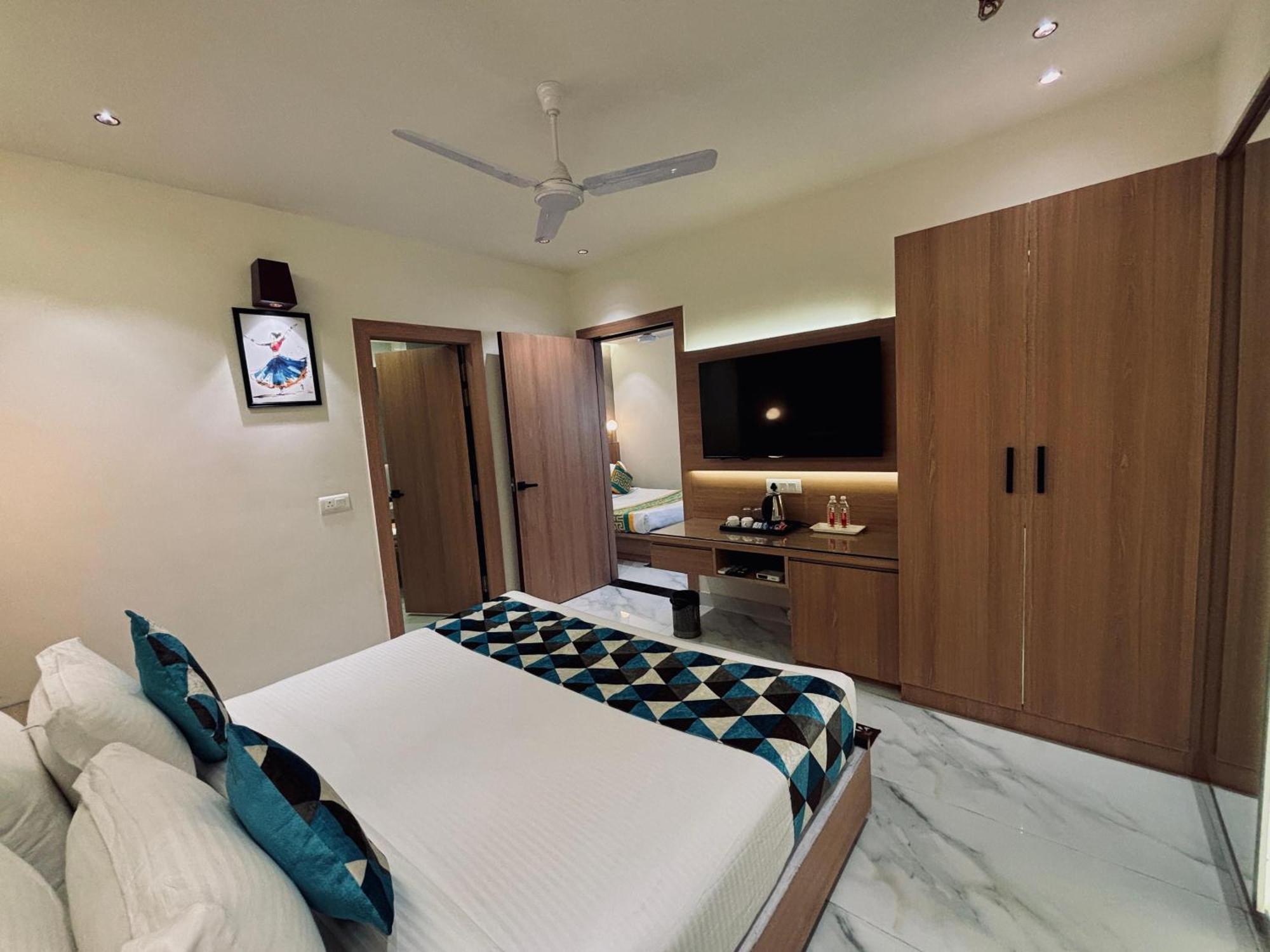 Taj Inn Hotel Agra  Bagian luar foto