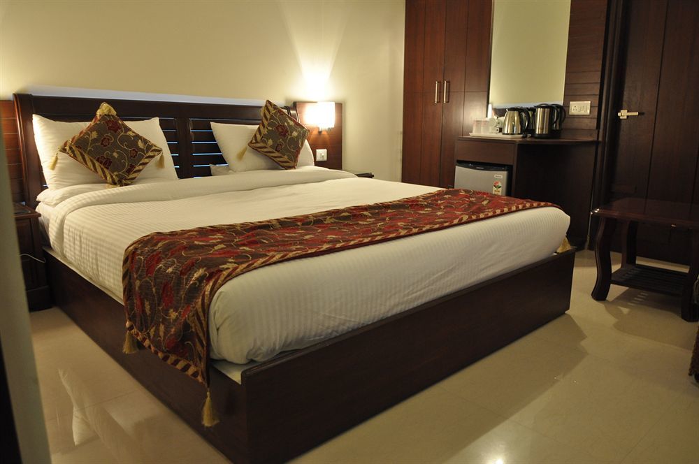 Taj Inn Hotel Agra  Bagian luar foto