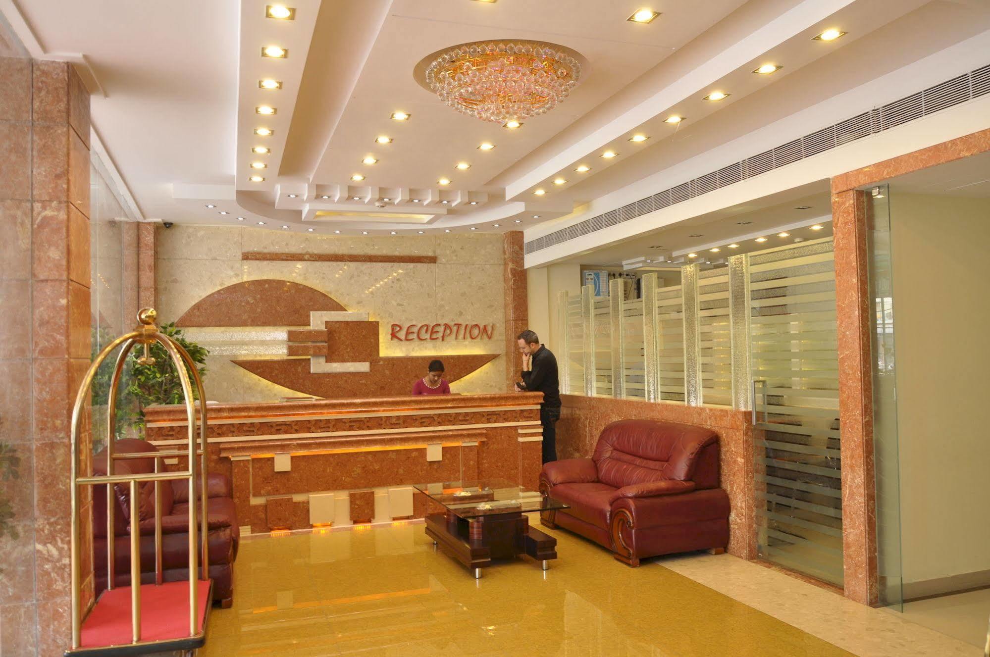 Taj Inn Hotel Agra  Bagian luar foto